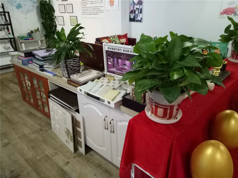 收獲業主錦旗,唐山易尚國際裝修品質再受褒獎!.jpg 收獲業主錦旗,唐山易尚國際裝修品質再受褒獎!.jpg