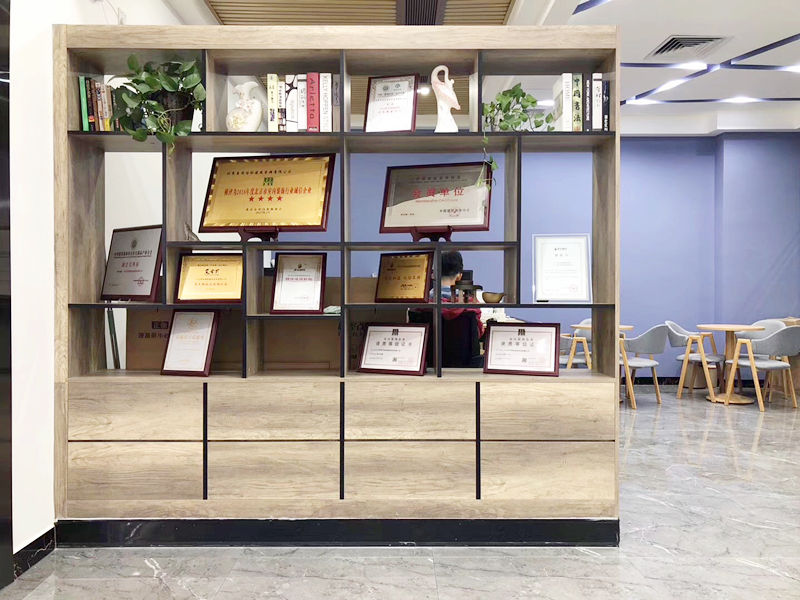 易尚國際優秀店面風采展示-東莞公司.jpg